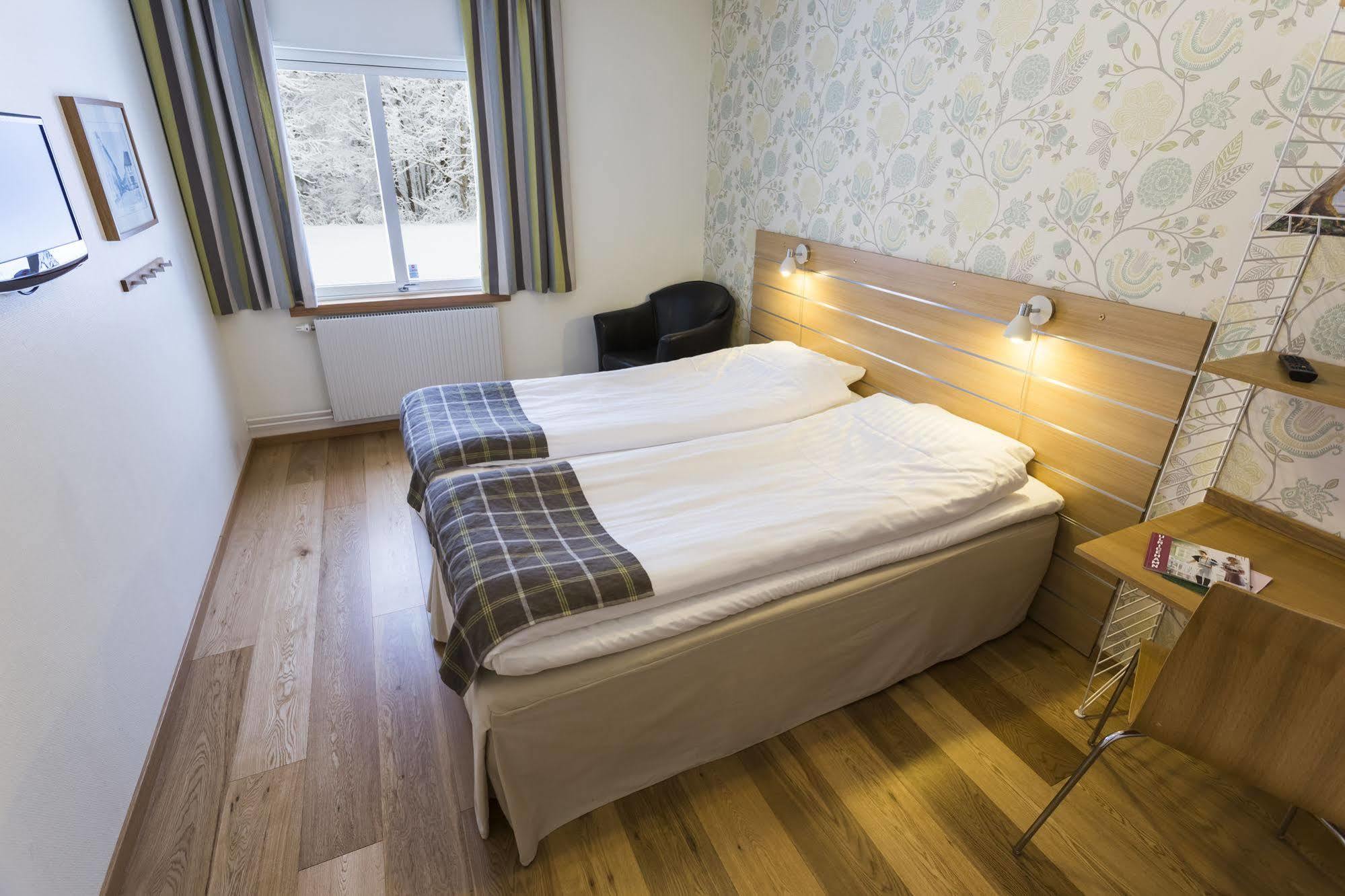 Hotell Lassalyckan Улрицехамн Екстериор снимка