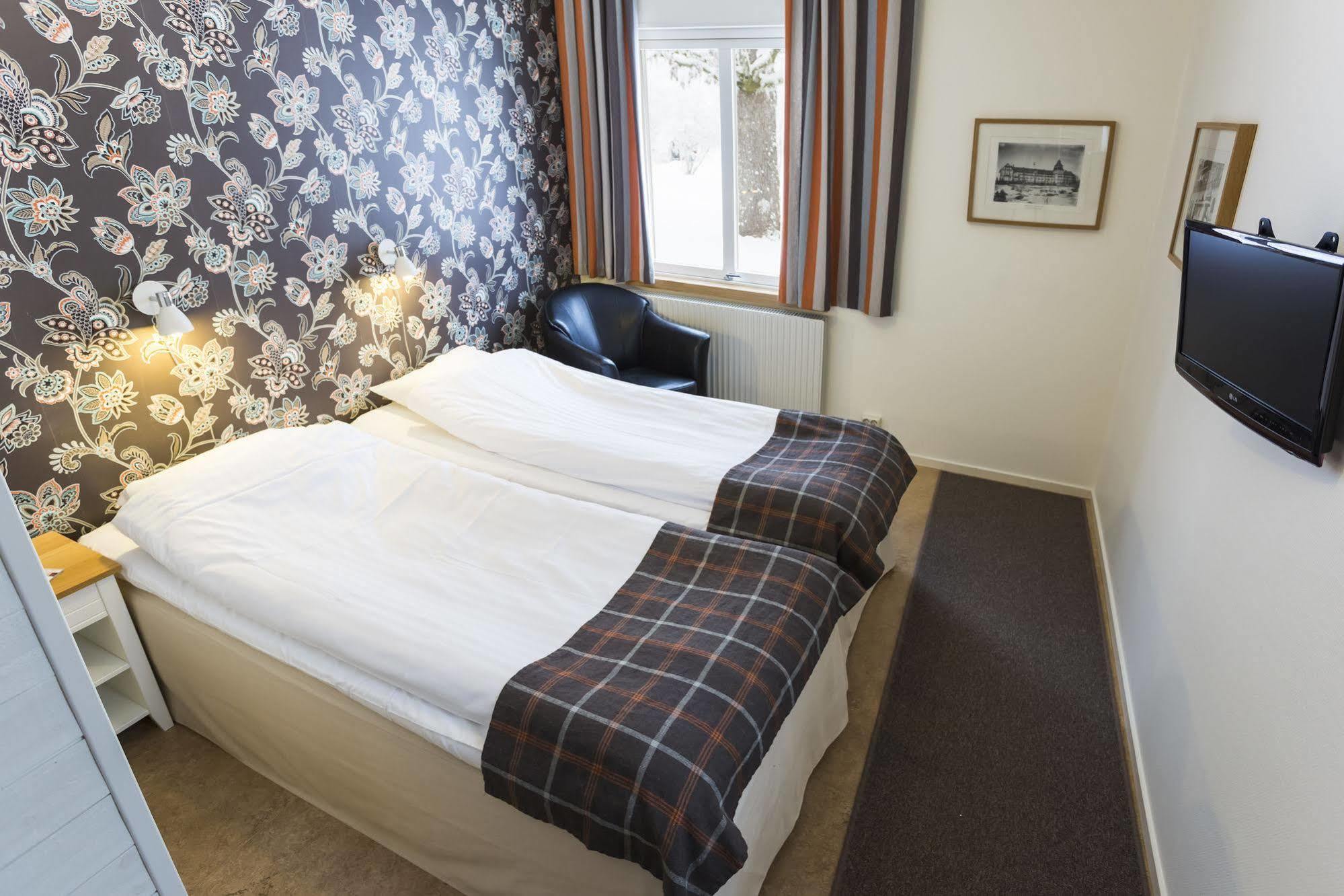 Hotell Lassalyckan Улрицехамн Екстериор снимка
