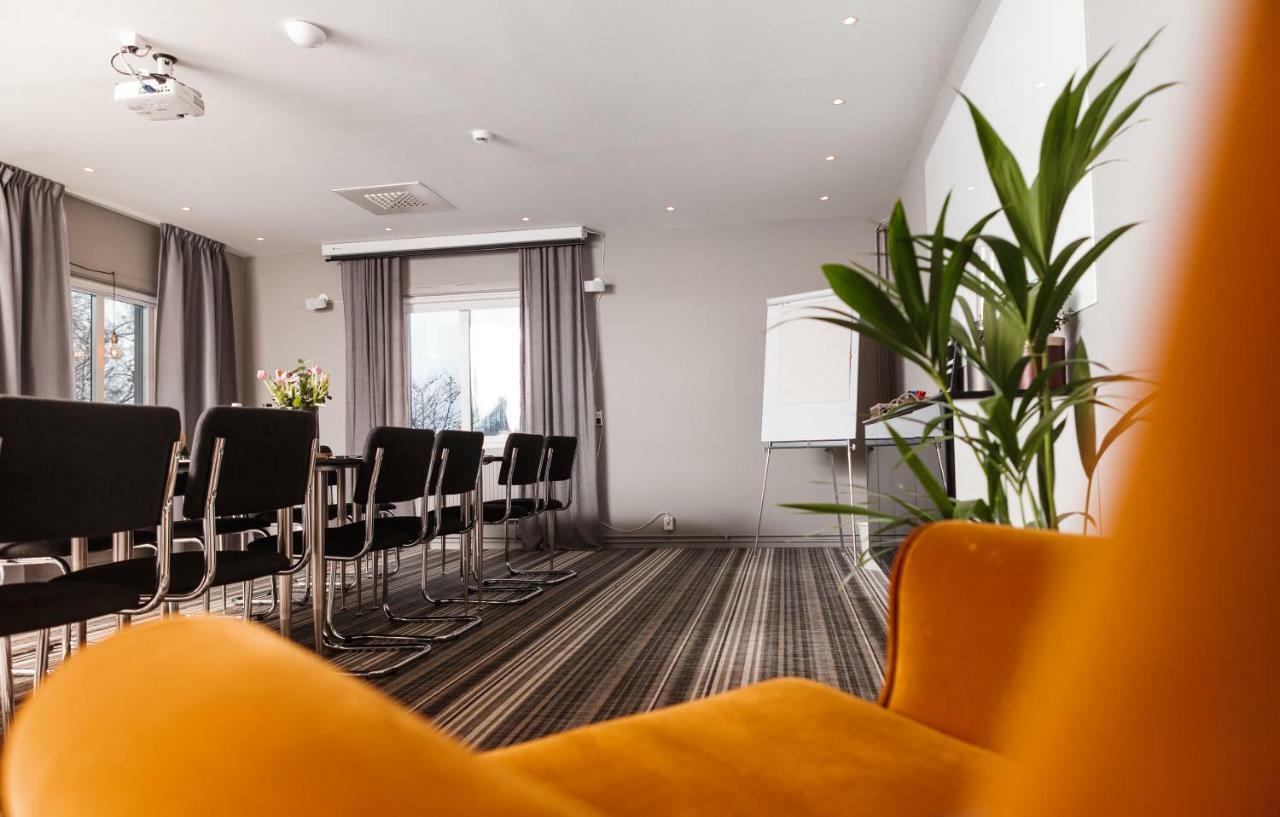 Hotell Lassalyckan Улрицехамн Екстериор снимка